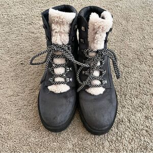 Indigo Rd Women’s Grey Suede Faux Fur Booties Size 10M